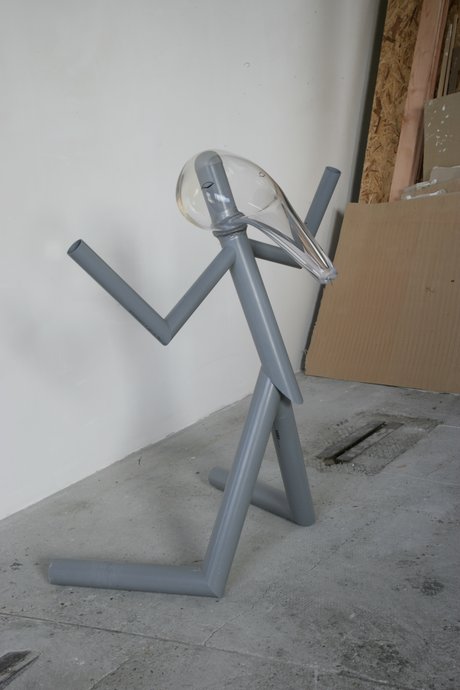 Emma Woffenden: New works, Barrett Marsden Gallery, 2006. Dumbstruck
124 × 96 × 98 cm
Plastic pipe, wood, metal, glass