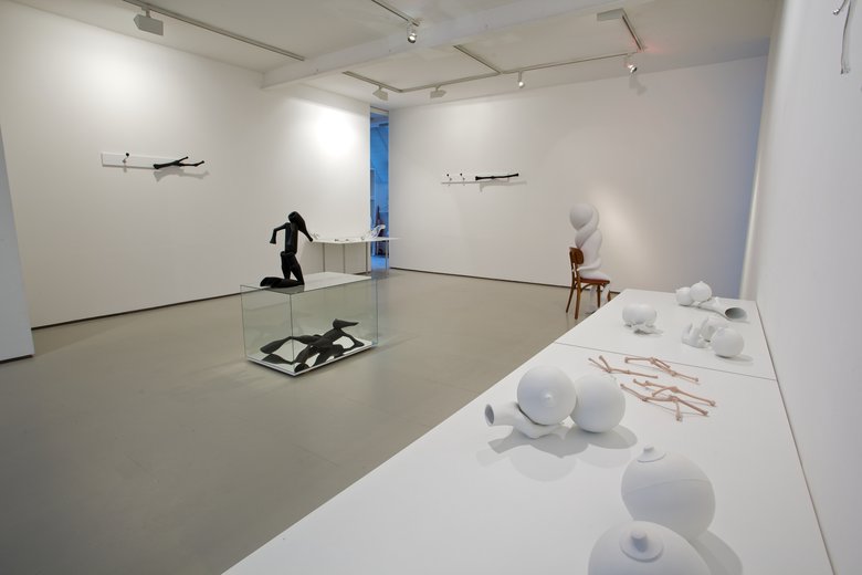Emma Woffenden: Bigger than the real thing, 2010. Exhibition view