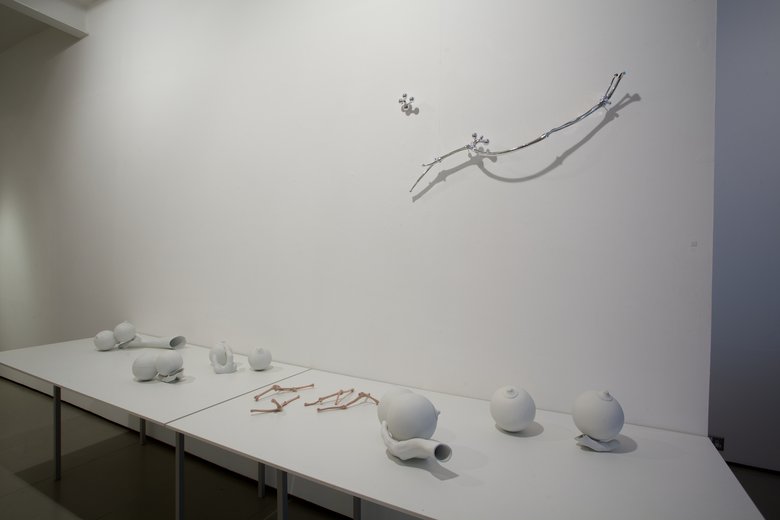 Emma Woffenden: Bigger than the real thing, 2010. Exhibition view
Works by Christoph Zellweger