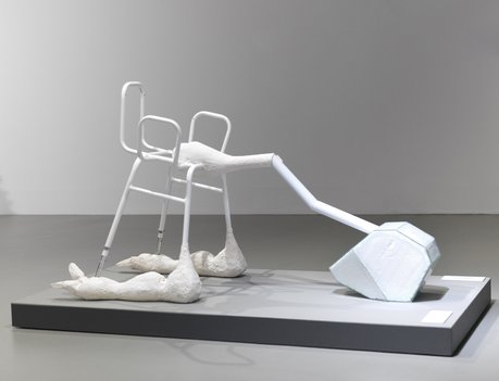 Emma Woffenden: Glass Figures, 2015. Falling Hard (2014). Clarity exhibition. photo by Gilmar Ribeiro.